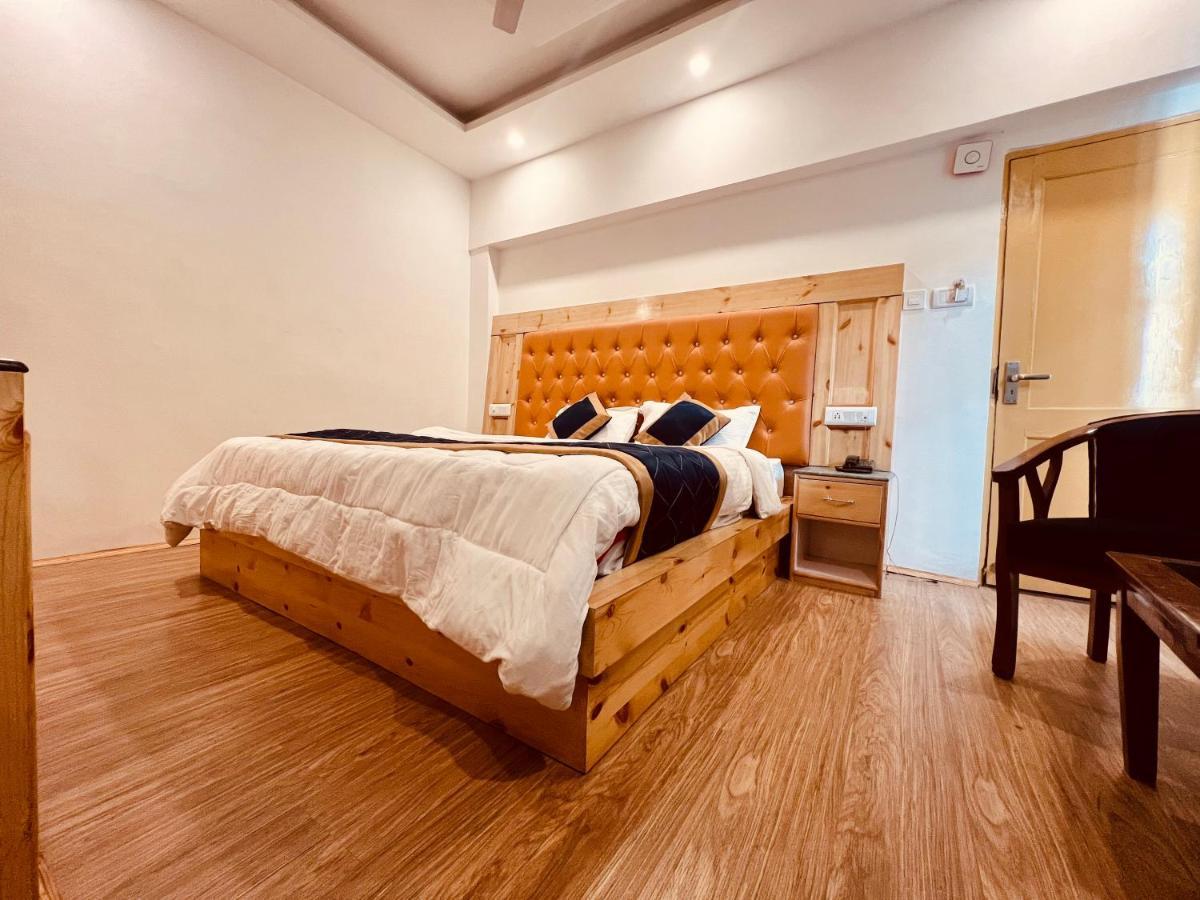 Castle - & Guest house 4*